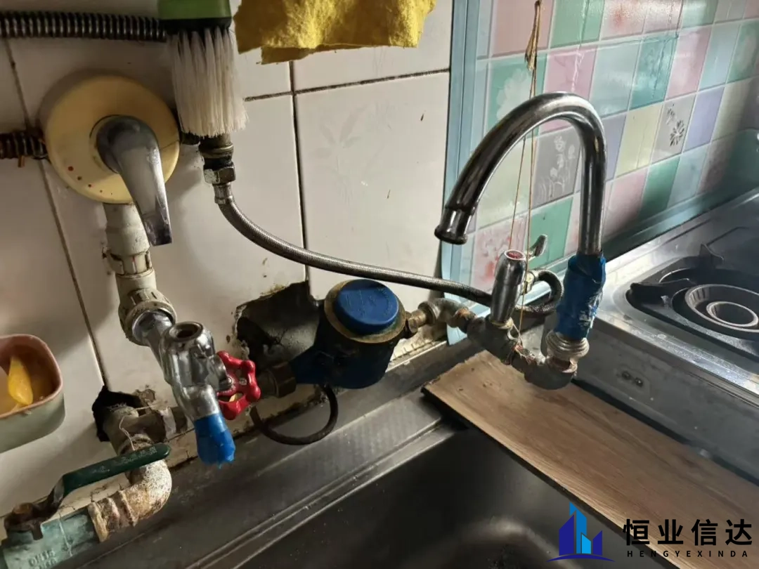 点亮百姓微心愿 | 加速维修漏水水管 快速解决急难愁盼