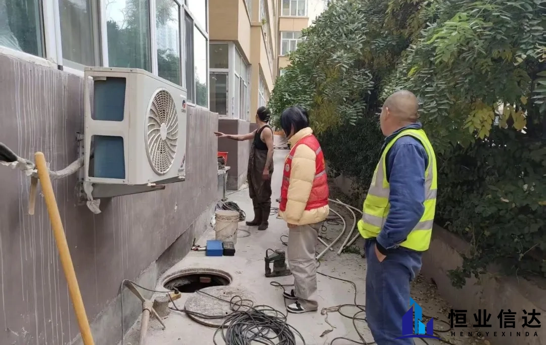 民生无小事！小区管道漏水，网格员牵头搭建 “维修桥梁”